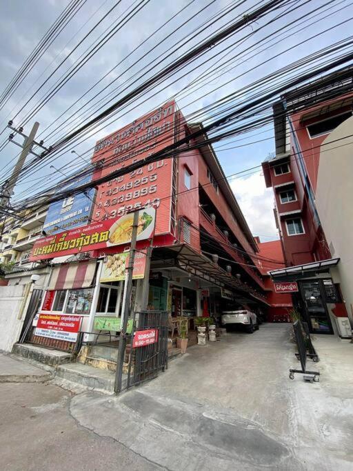 Ratanawong Place 405 Bangkok Dış mekan fotoğraf