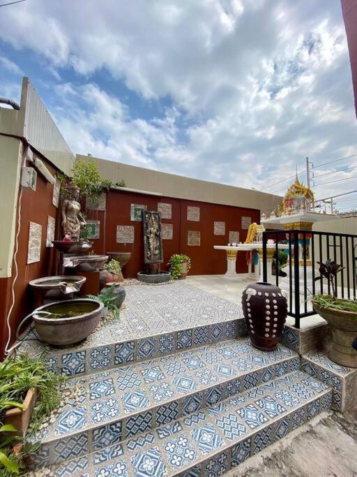 Ratanawong Place 405 Bangkok Dış mekan fotoğraf